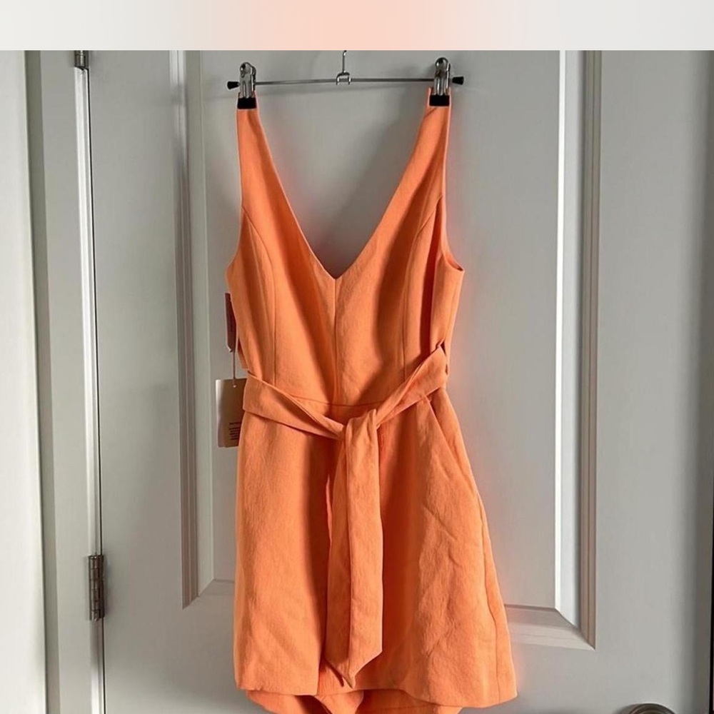 Aritzia Wilfred Ecoulement Romper- Papaya